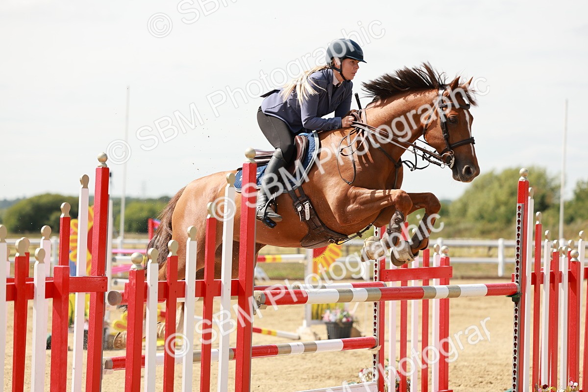 SBM_007970 - Class 4 - Senior Foxhunter - 1.20m Open