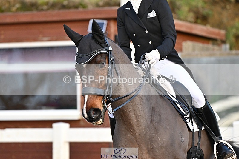 241214-150016-03047 - 160-Shelly.Smit-Sharp.Sharp