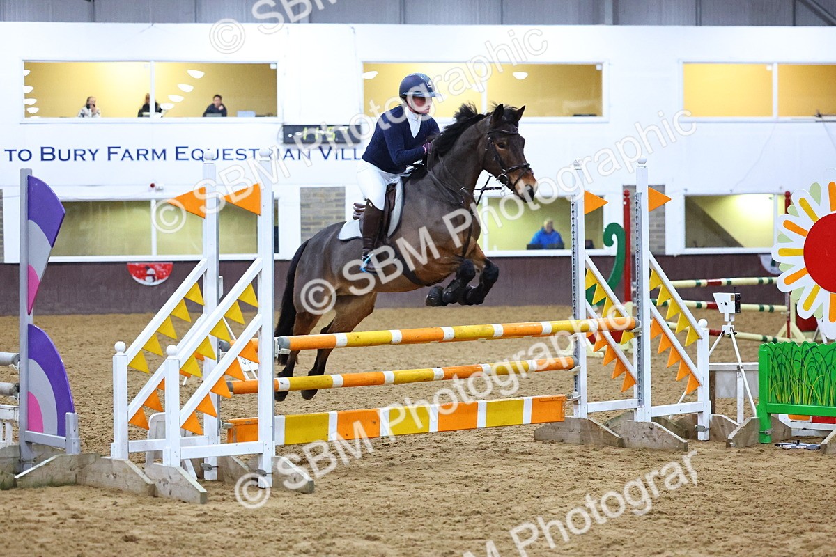 SBM_002594 - Class 6 - Holly & Ivy Stakes - 90cm