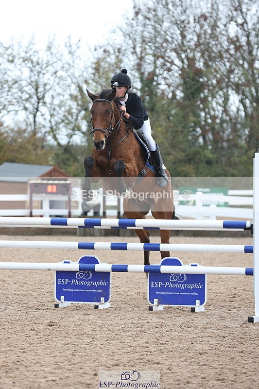 231112A-124736-04187 - Cls 19 Snr 1.05m Open