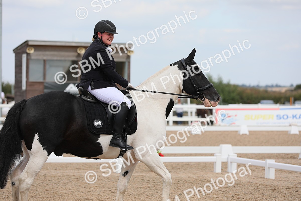 SBM_05615 - Class 32 Novice 1