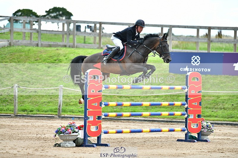 230720A-152135-03825 - Cls 9, 2 Star Big 1.40m Start to break