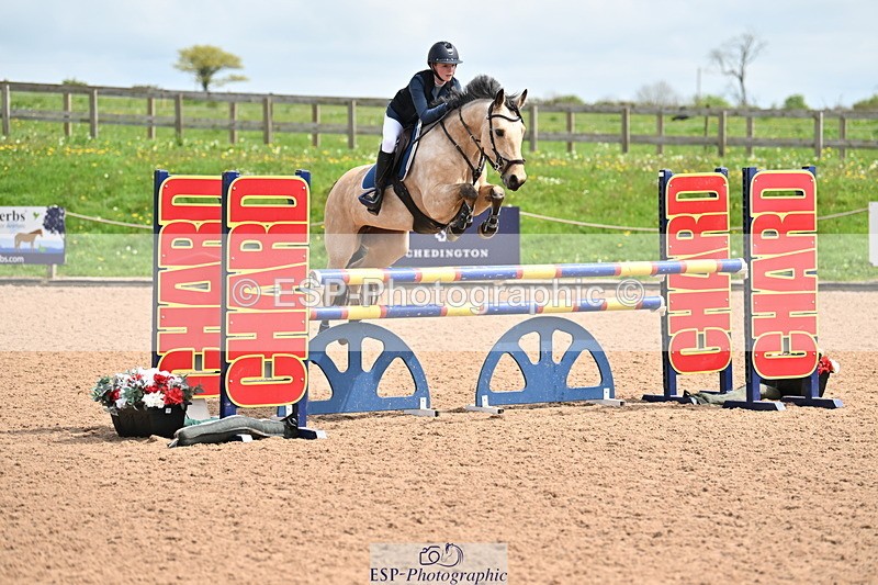 240506A-123729-08729 - Cls 5 Pony Foxhunter & 1.10m Open
