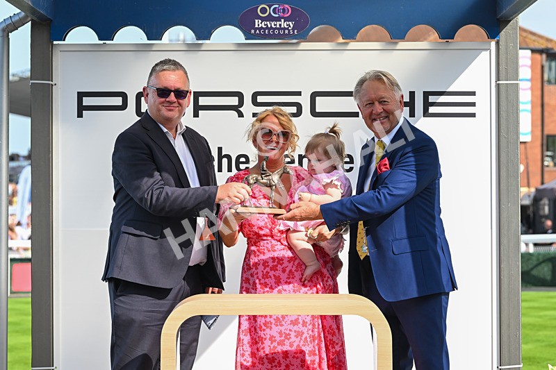 130825-Race 5-Bell Shot-9037 - Race 5