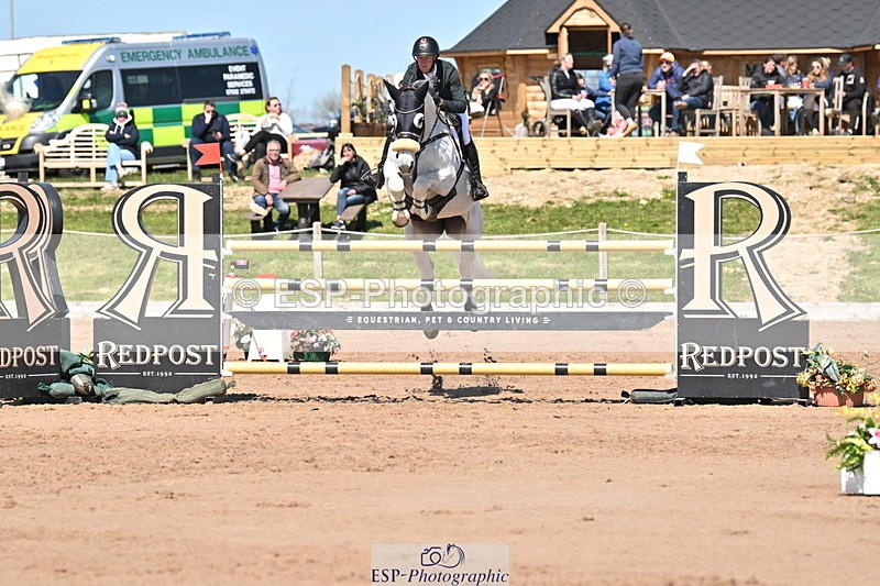 240420A-133337-11398 - Cls 7, 2 Star Medium Tour 1.35m