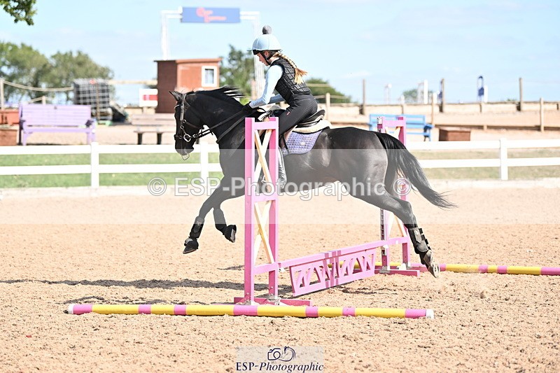 250821B-160142-00639 - Group B - Danielle