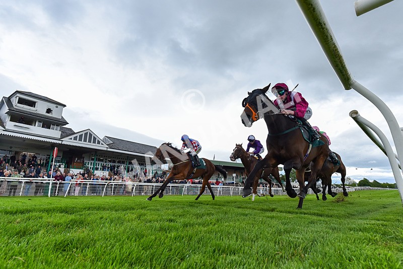 210526-Race 1-The Tunguska Event-8152 - Race 1 14.10pm Download The Raceday Ready App Apprentice Handicap