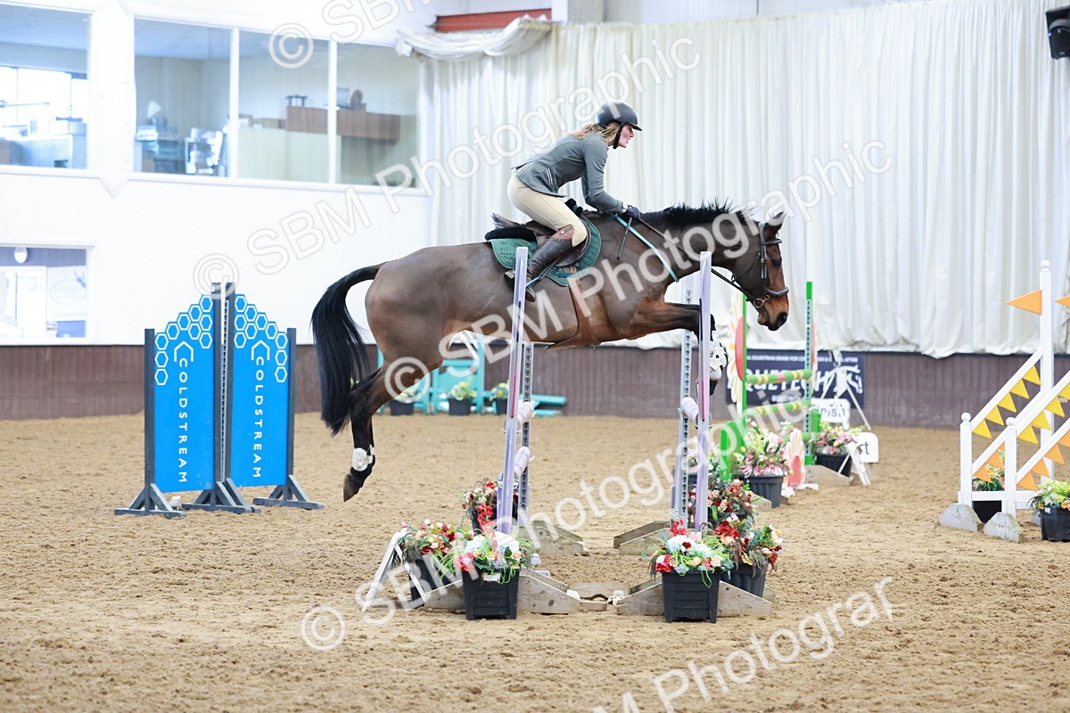 SBM_003576 - Class 11 - Senior Newcomers/ 1.10m Open