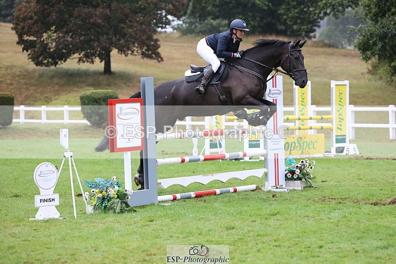 250830A-151422-07248 - Cls 16 Snr Newcomers and 1.10m Open