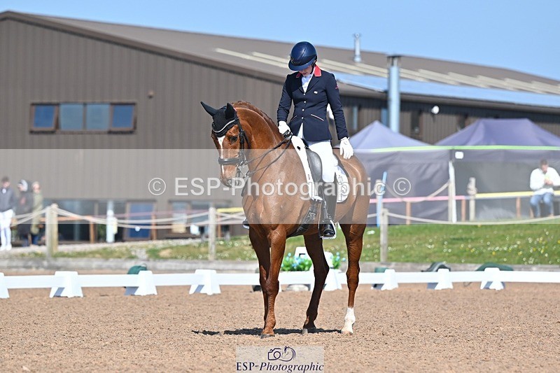 250405-104528-10012 - 120-Isabella.Caldwell-Don.Geniro