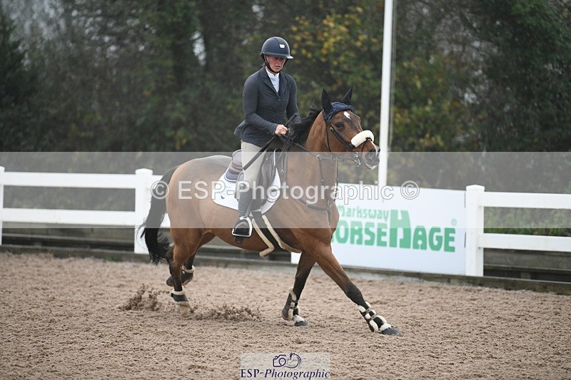 241103A-110826-07694 - SUN Cls 21 Snr Newcomers and 1.10m Open