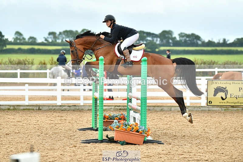 230730A-144338-10441 - Cls 35 1.05m Amateur Quali