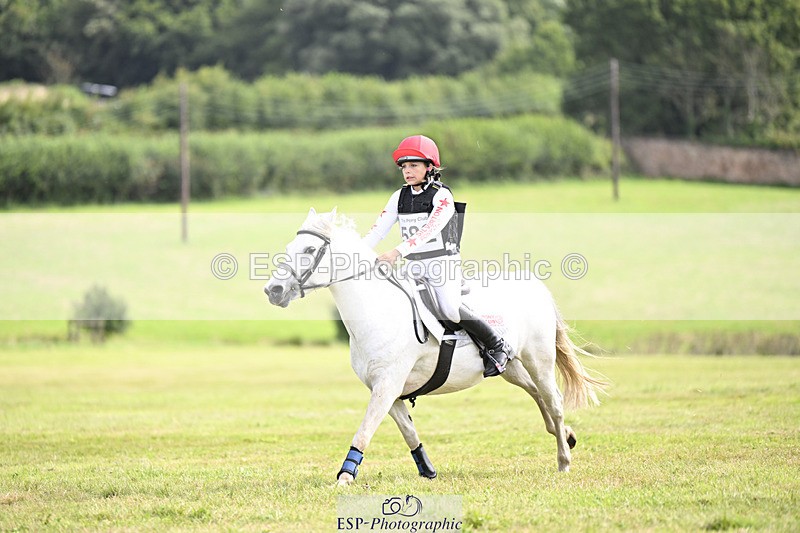 240825X-105206-31451 - 70cm XC 10.00 to 11.00