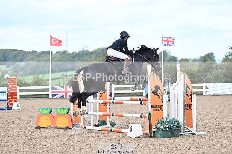 241005A-112544-03340 - SAT Cls 17 95cm Amateur Quali