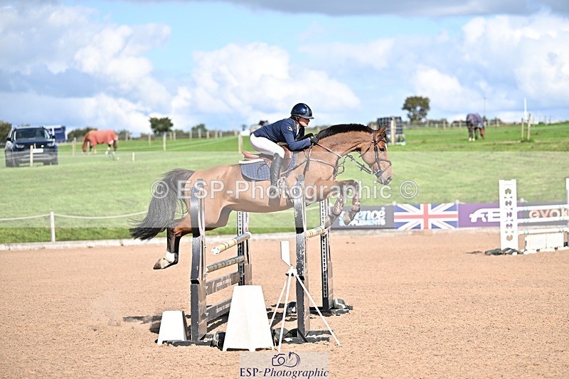 250924-140409-00518 - Cls 6 Foxhunter and 1.20m Open