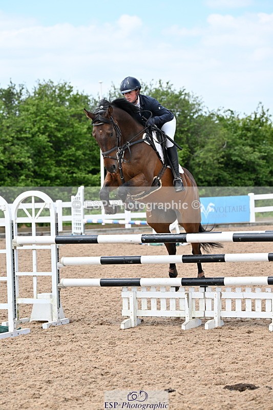 240605A-140632-00656 - Cls 4 Newcomers and 1.10m Open