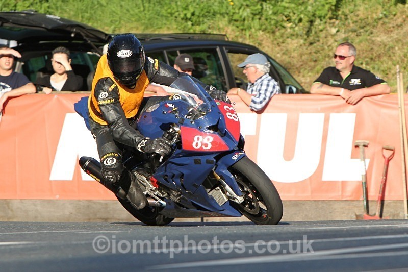  - Saturday Practice Newcomers/Supertwins