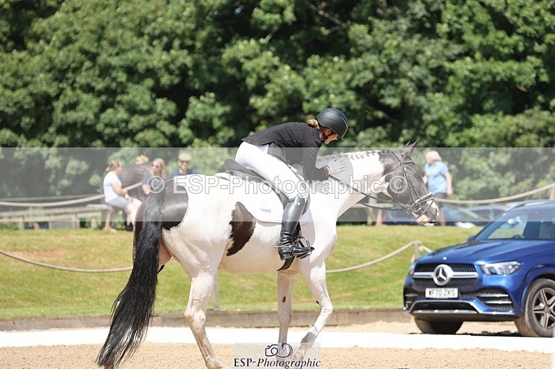 240719-121451-01632 - 123-Michelle_Wallis-Alvescot_Winning_Mood