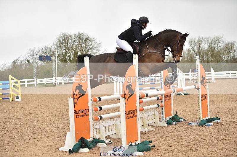 240327A-131828-00544 - Cls 4 Newcomers and 1.10m Open