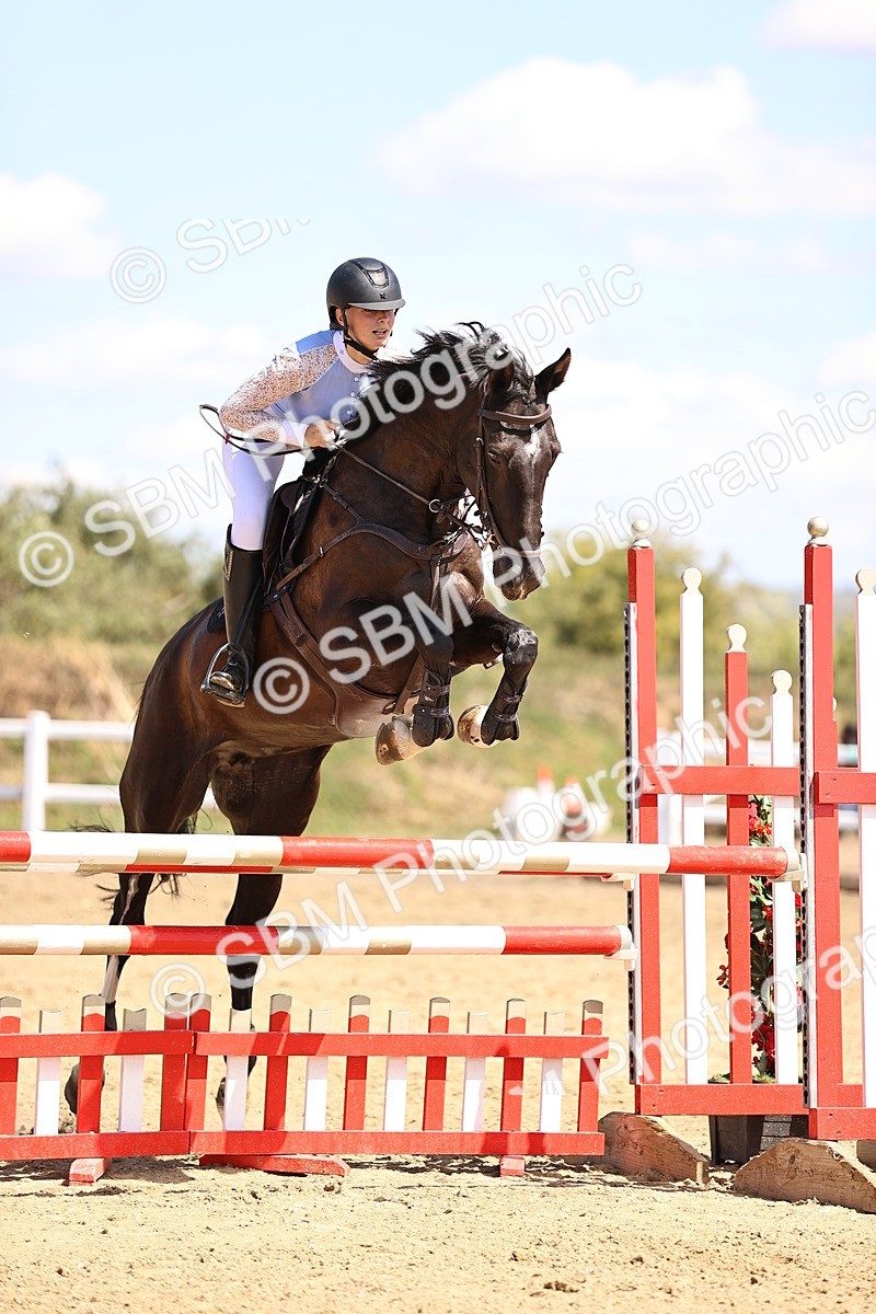 SBM_014937 - Class 15 - Senior Newcomers - 1.10m Open