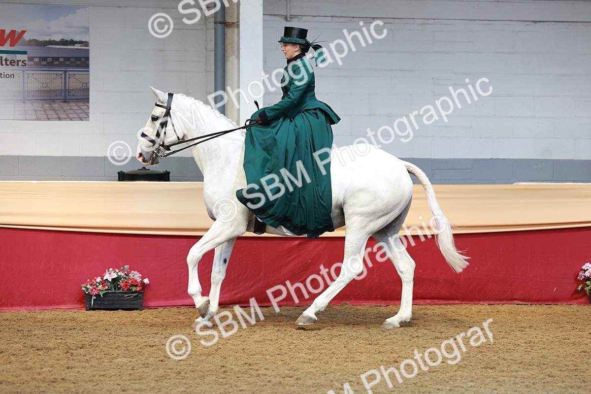 SBM_13589 - Class 105 - Ridden Costume - Side Saddle