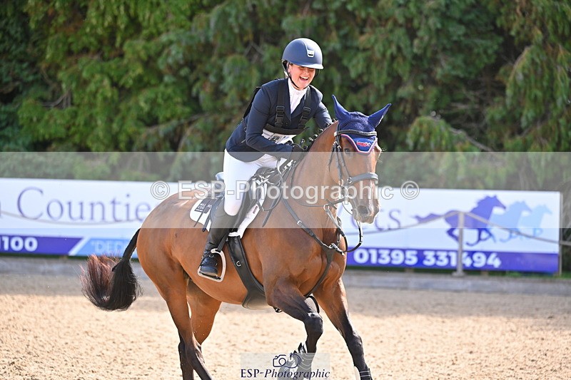 250802A-103824-00652 - B-067-Sophie.Parker-LANGALLER.LOVEDAY