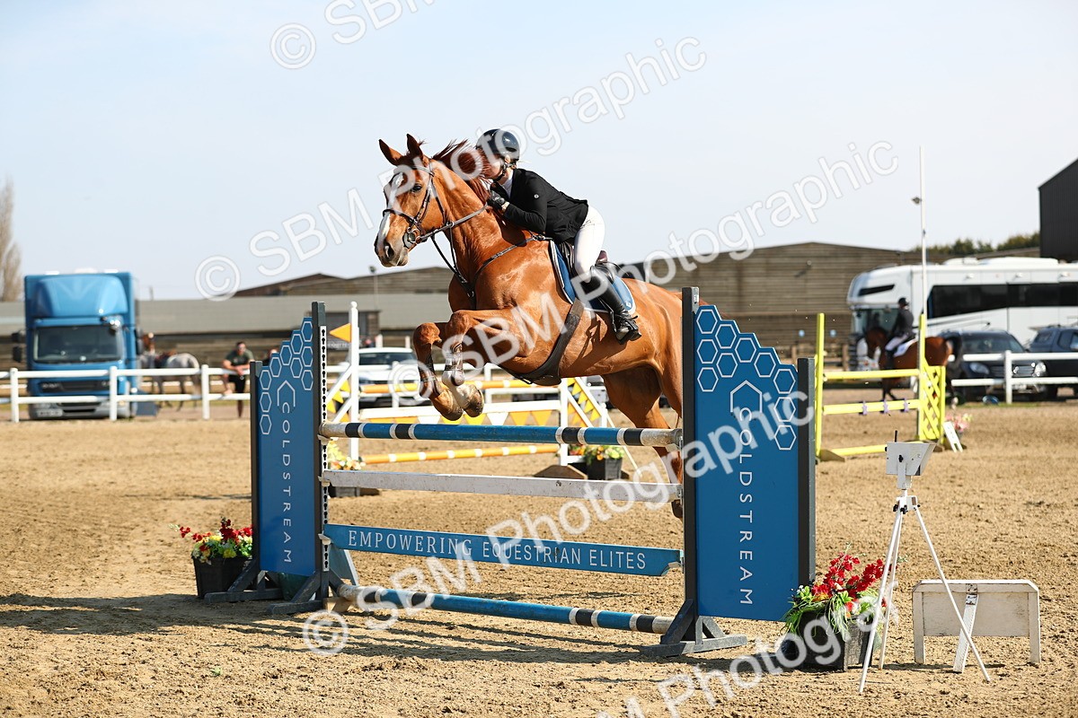SBM_001436 - Class 5 - Senior Foxhunter - 1.20m