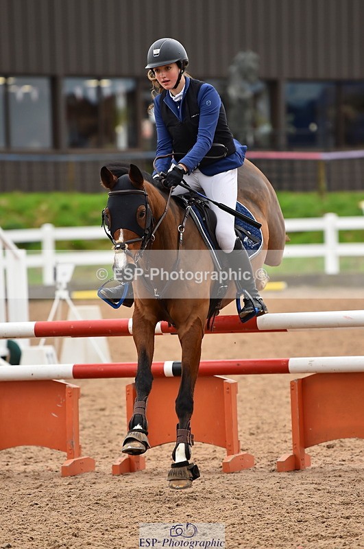 231028A-125838-01549 - Cls 4 Newcomers & 1m Open