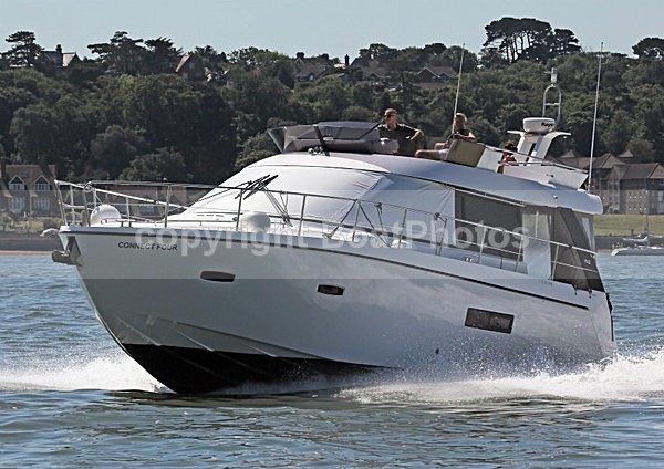 120725 CONNECT FOUR WT7A8108 - Flybridge Cruisers