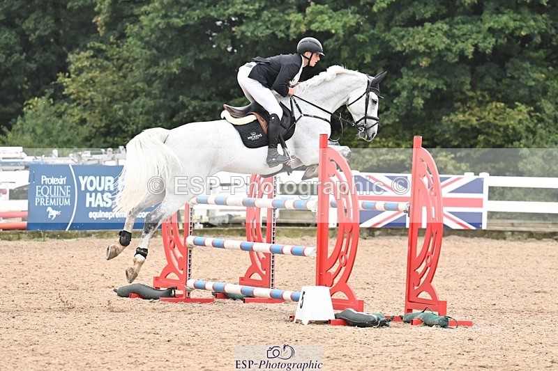 250917-140401-00767 - Cls 5 Foxhunter and 1.20m Open