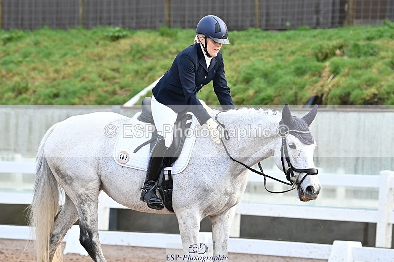 240218A-092121-04735 - 147-Tammie.Wells-Silver.moonshine