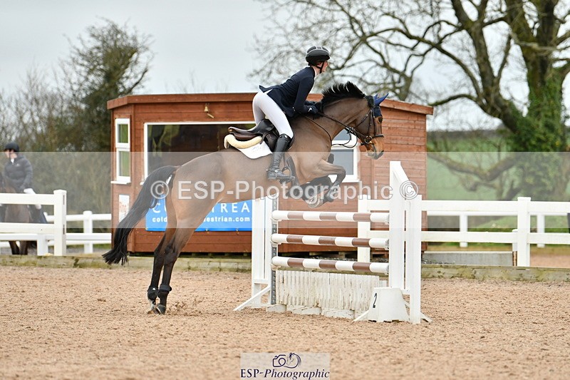 240112A-123618-00769 - Cls 5 Newcomers and 1.10m Open