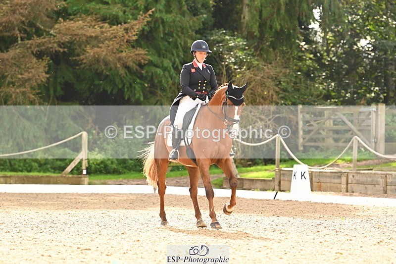 231020-140840-09835 - 305-CHILLI.KNIGHT-Gemma.Stevens-DR