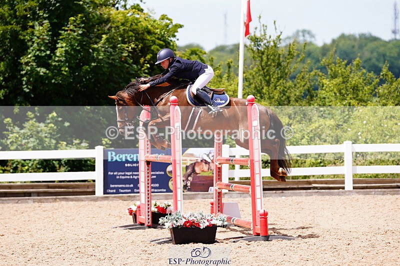 240629A-124124-05419 - Cls 18 Newcomers and 1m Open