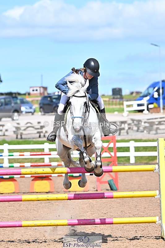 240619A-154900-00989 - Cls 5 Snr Foxhunter and 1.20m Open
