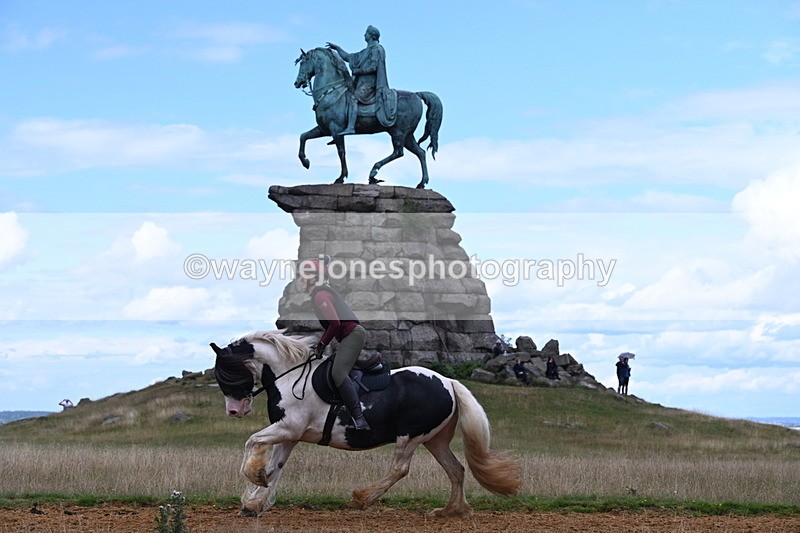 DSC_9693 - Time at Statue 15:11 to 15:58