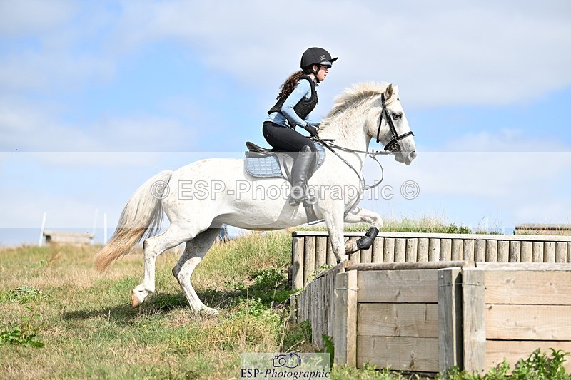 250821B-104802-00168 - Group B - Danielle