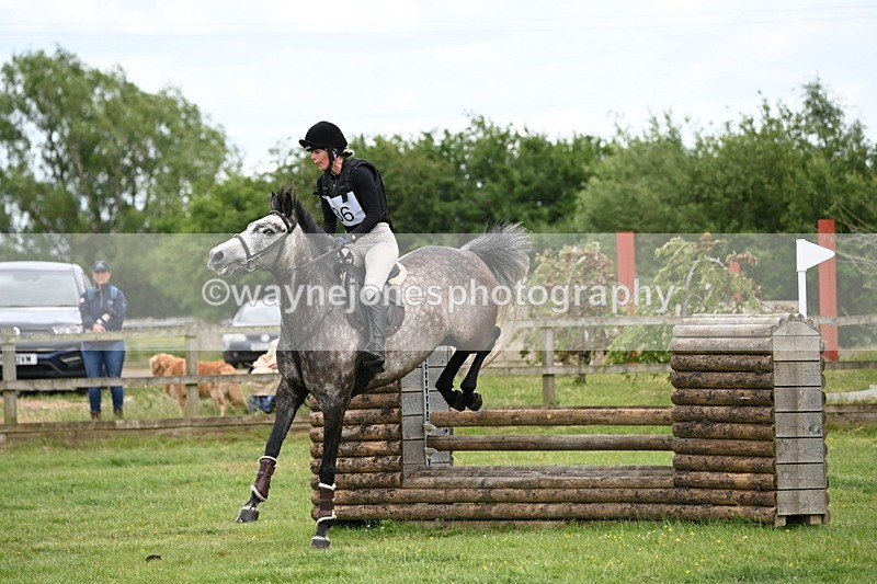 WJ6_3692 - Class 5 80cm Pairs