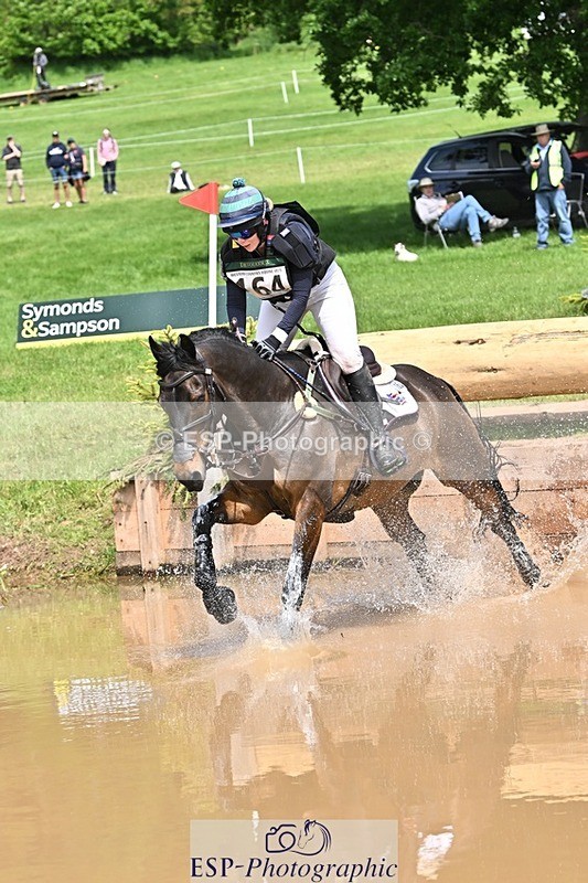 240525-141212-14749 - 164-MOONLIT_SWAYZE-Daisy_Bathe