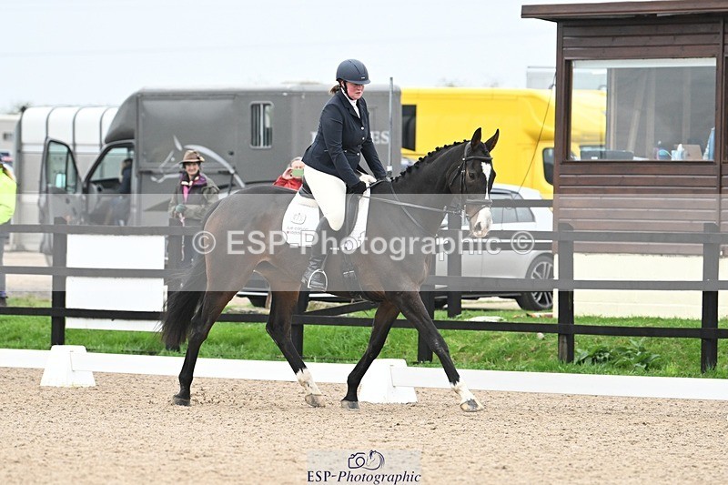 241103-095913-00239 - Intro 3 - 9.40 to 10.40