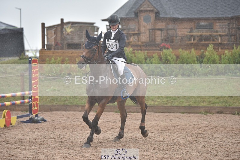 250830-141120-03497 - F-261-Lucy.Pengelly