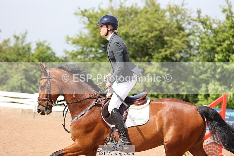 240510A-104910-05913 - Cls 14 Discovery and 1m Open