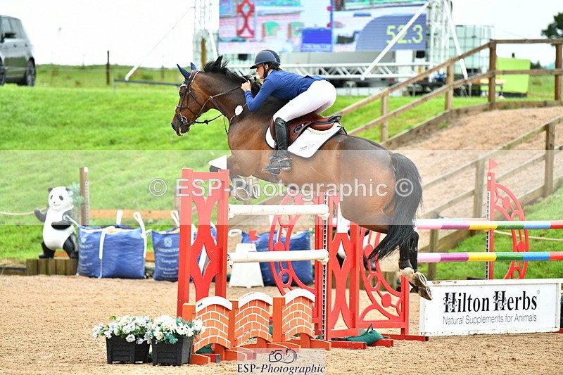 230723A-100420-10761 - Cls 4, 2 Star Small 1.30m