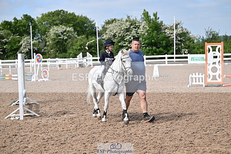 250517-103411-00759 - 40cm  LR