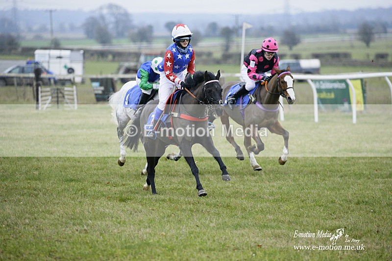 PtP 230122 80 - Cocklebarrow Races - Heythrop Hunt - 23/01/22