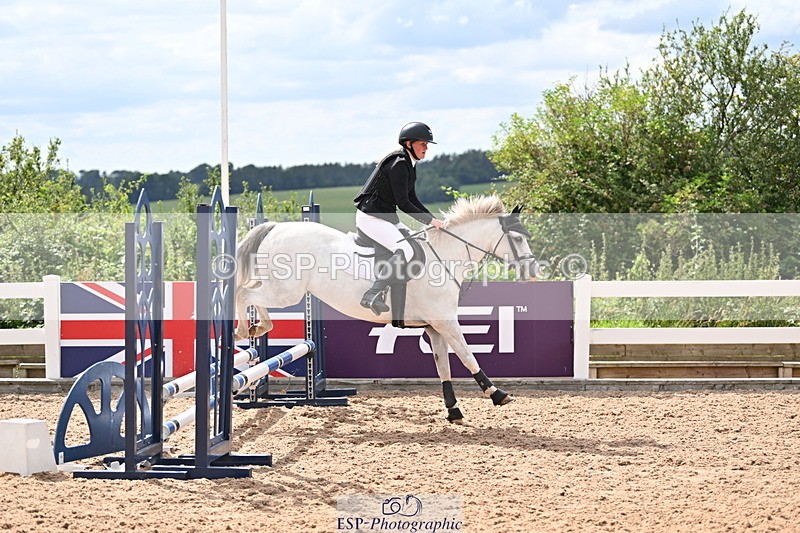 240806A-155634-00161 - Clear Round & 60cm BS Club & Schools