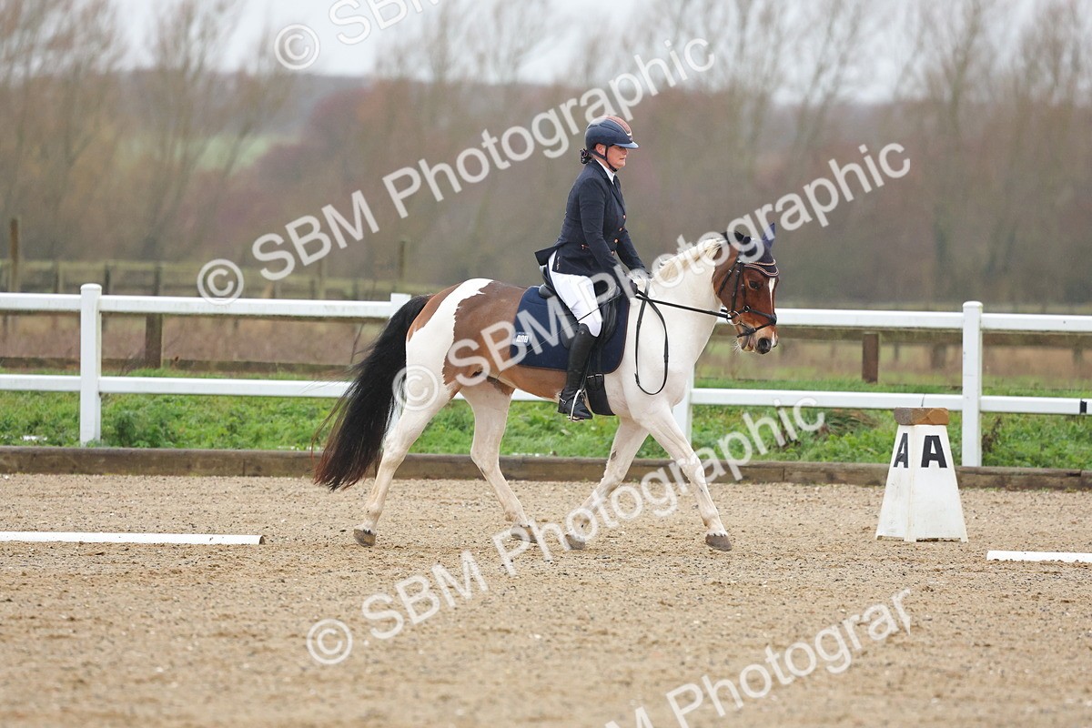 SBM_002925 - Class 6 - Novice 4