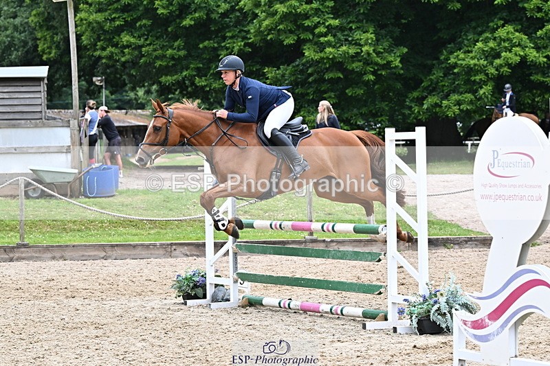 250613A-135606-01766 - Cls 12 95cm Amateur Quali