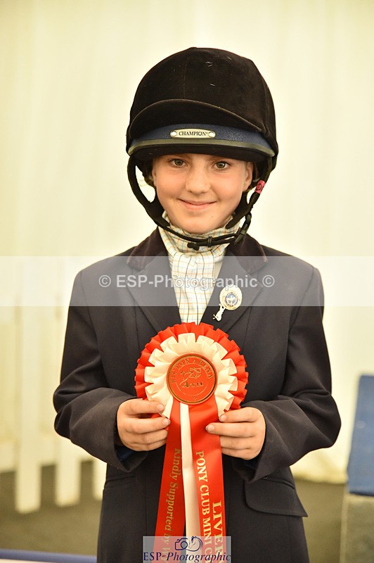 240823X-170828-20005 - 70cm Presentations