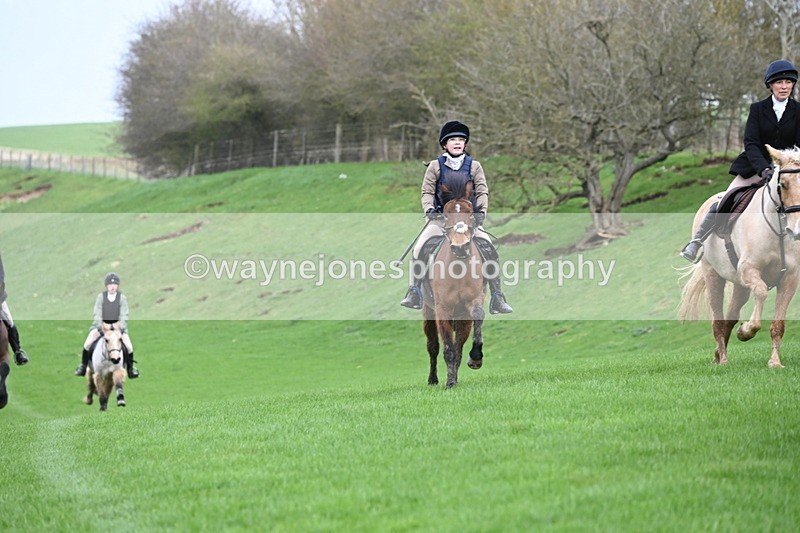 WJ6_9350 - Line Three